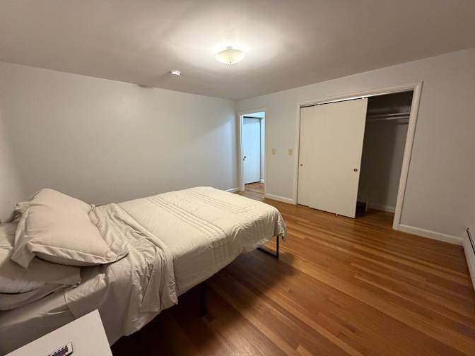 Brooke Viviers's room