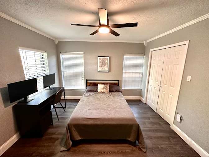 Jorge's room