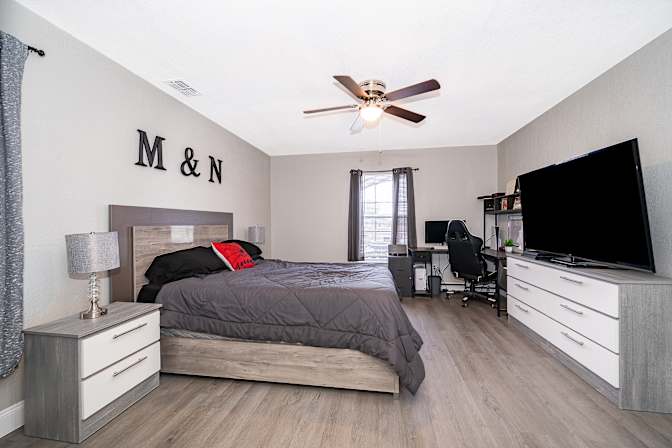 Mikael Khaldi's room