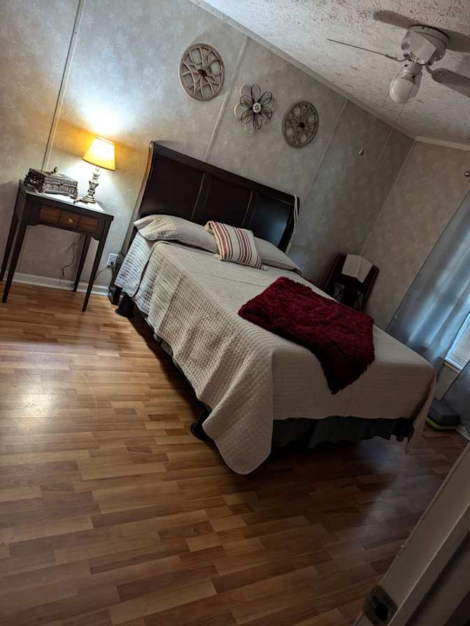 Denice's room