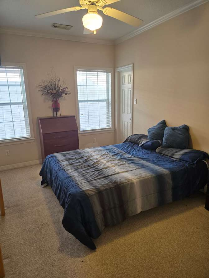 Regbriel's room