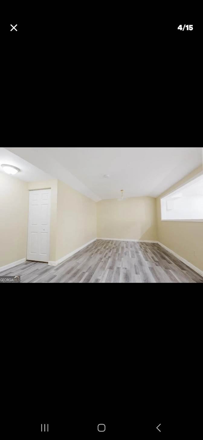 Zee's room