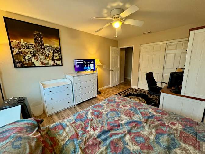 Java Joe's room