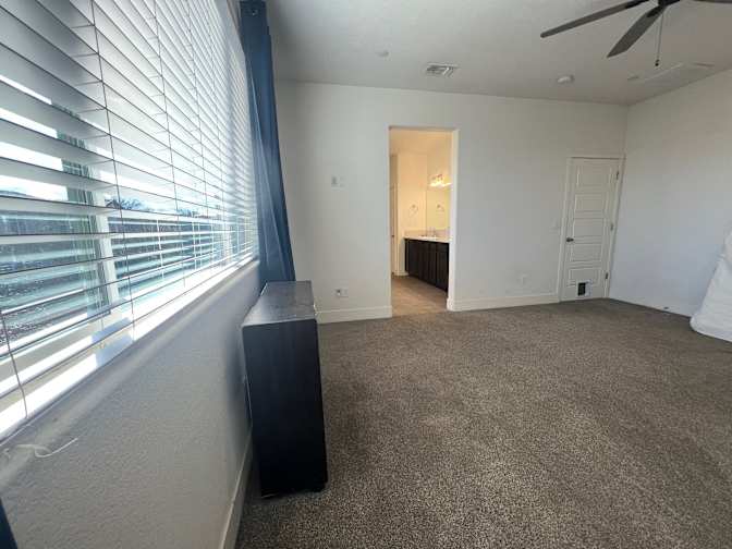 KathleenSam's room