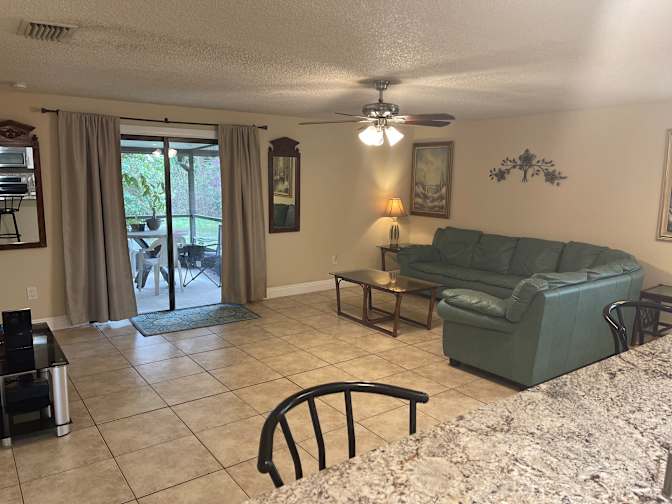 Jason Bryan, Realtor's room