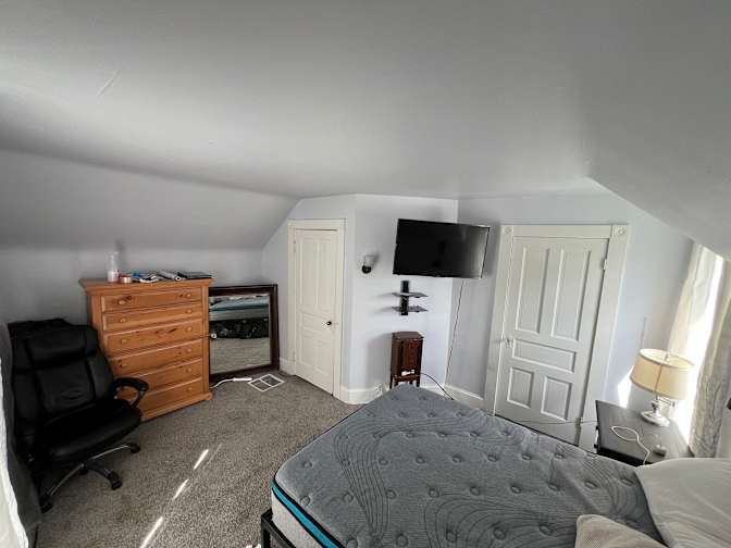 AKay's room