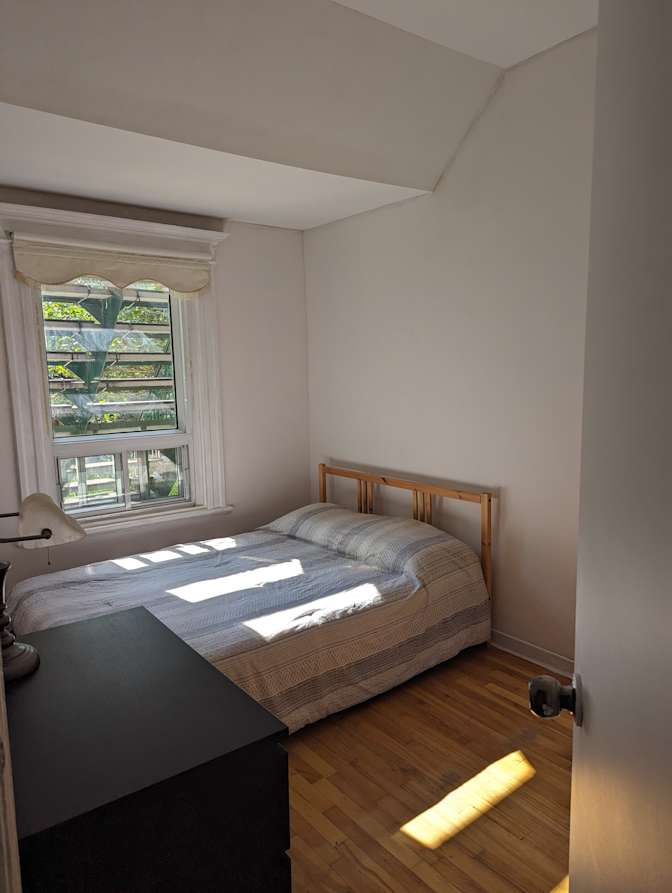 Alain's room
