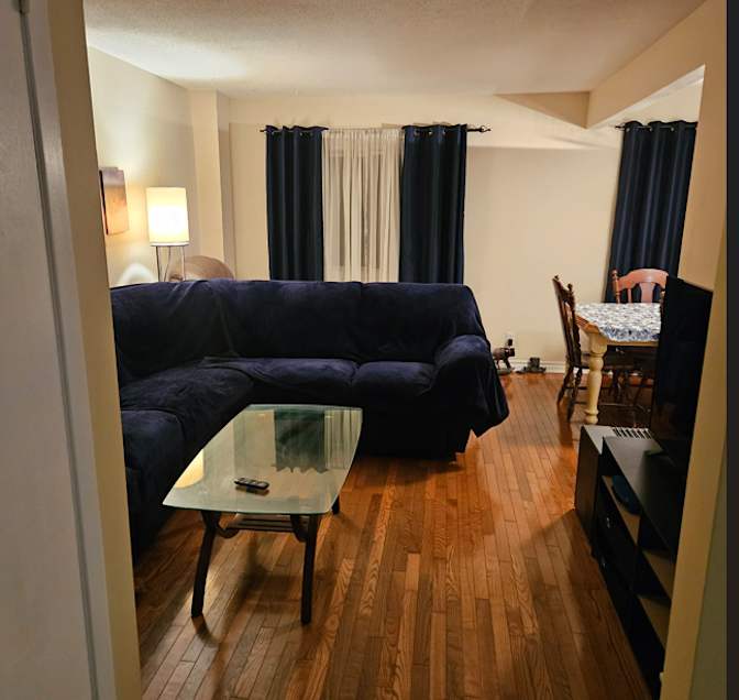 MARTIN LANDRIAULT's room