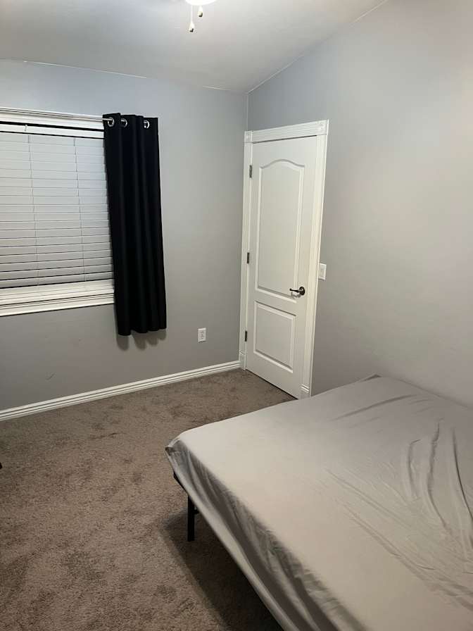 Aleron's room