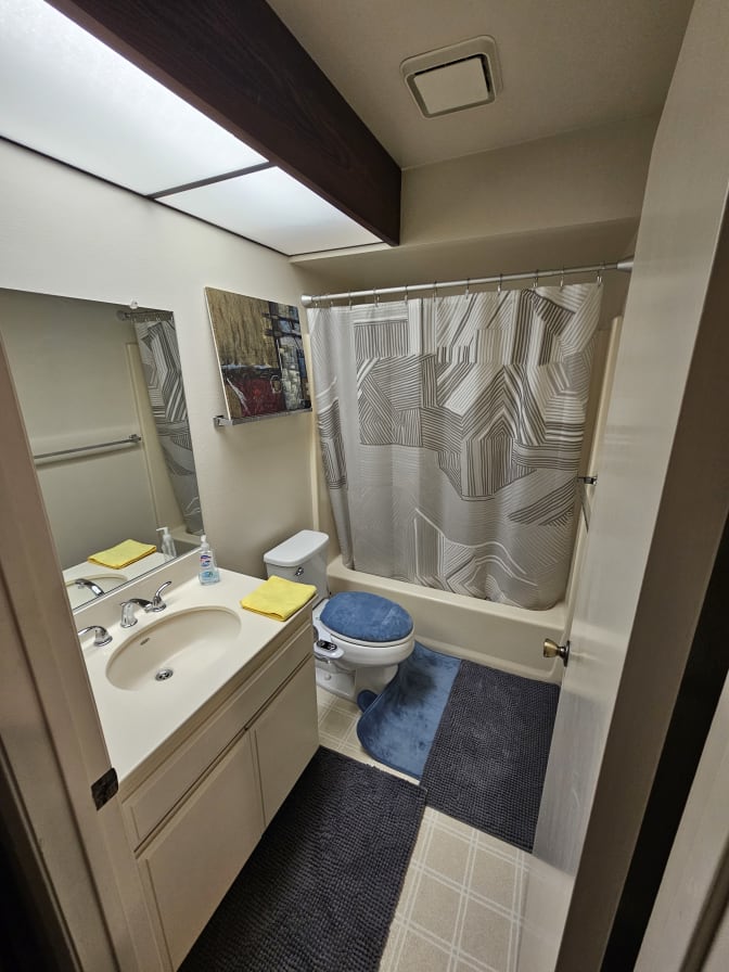 T.'s room