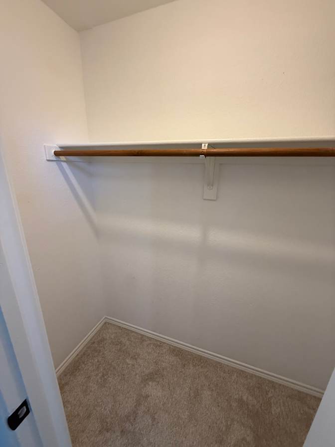 Carlos's room