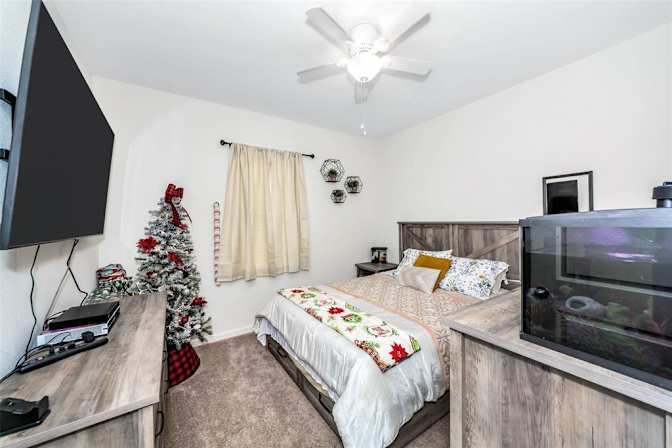Taylor's room