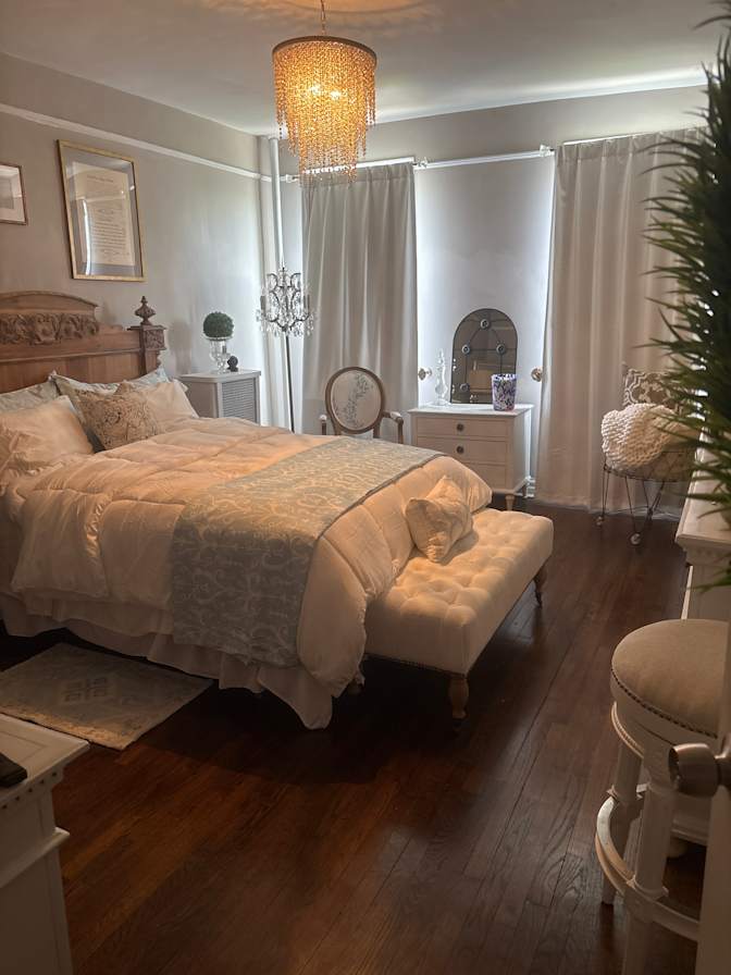 Wanda Cortes's room