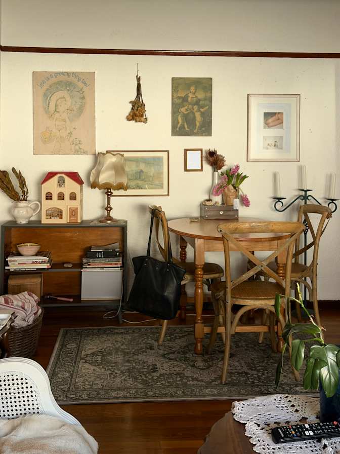 Clau's room
