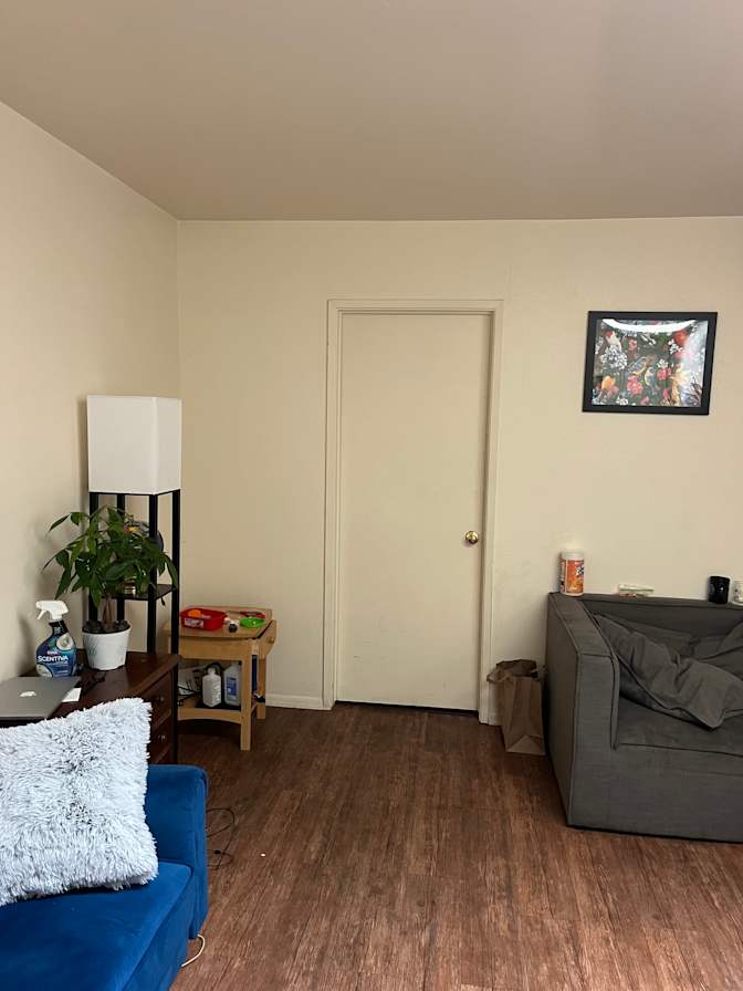 Hanna's room