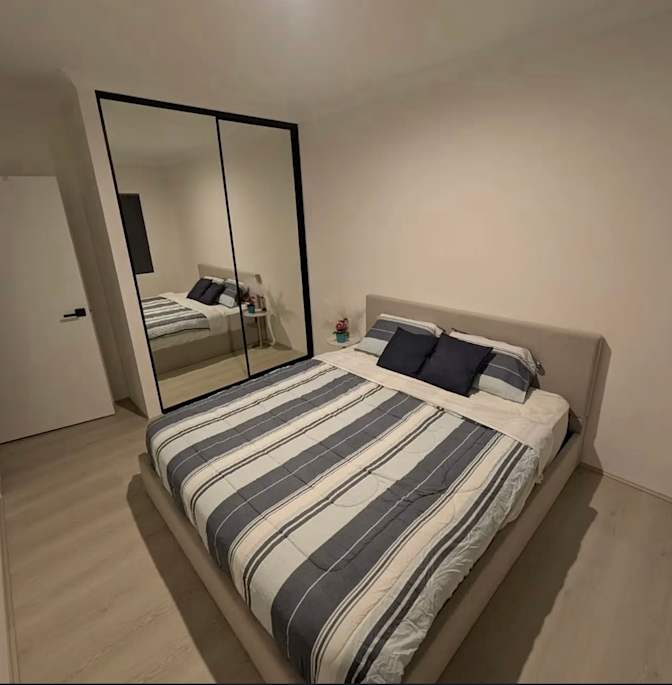 Victoria's room