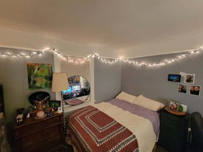 Pet Friendly Two Beds Apartment's room