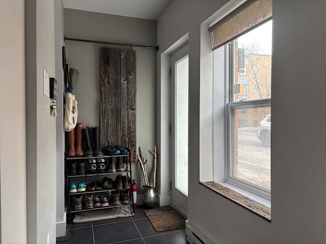 Aidan Houston's room