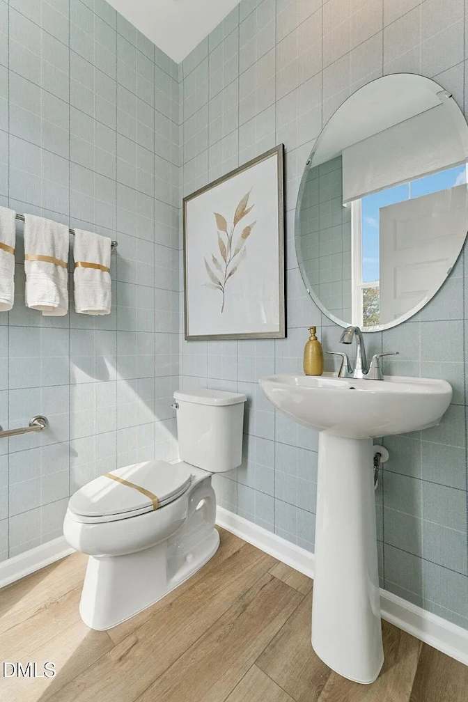 Alcove Rooms's room