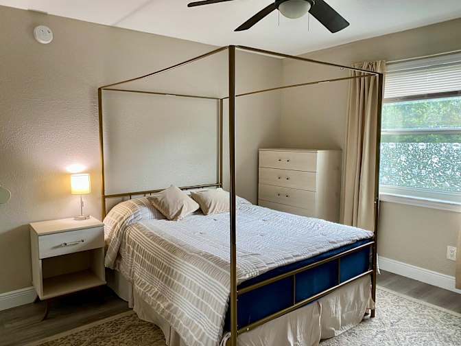 Jacqueline Seaton's room