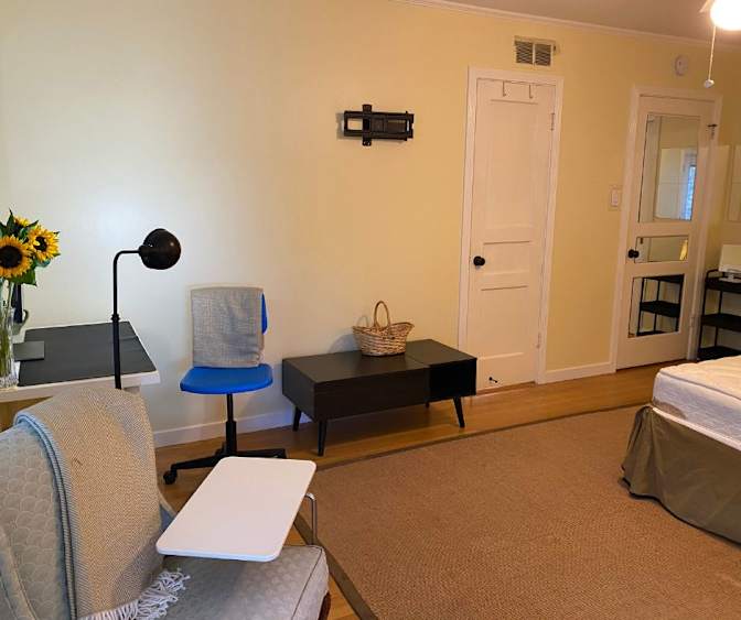 JESSICA ANDERSON's room