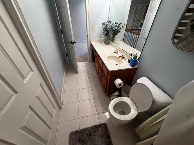Alcove Rooms's room