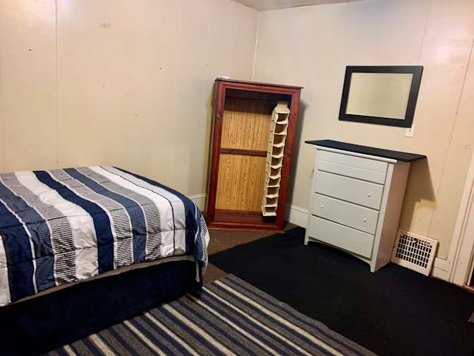 Rhonda's room