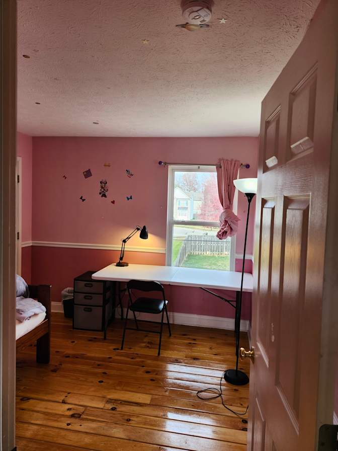 Ven's room