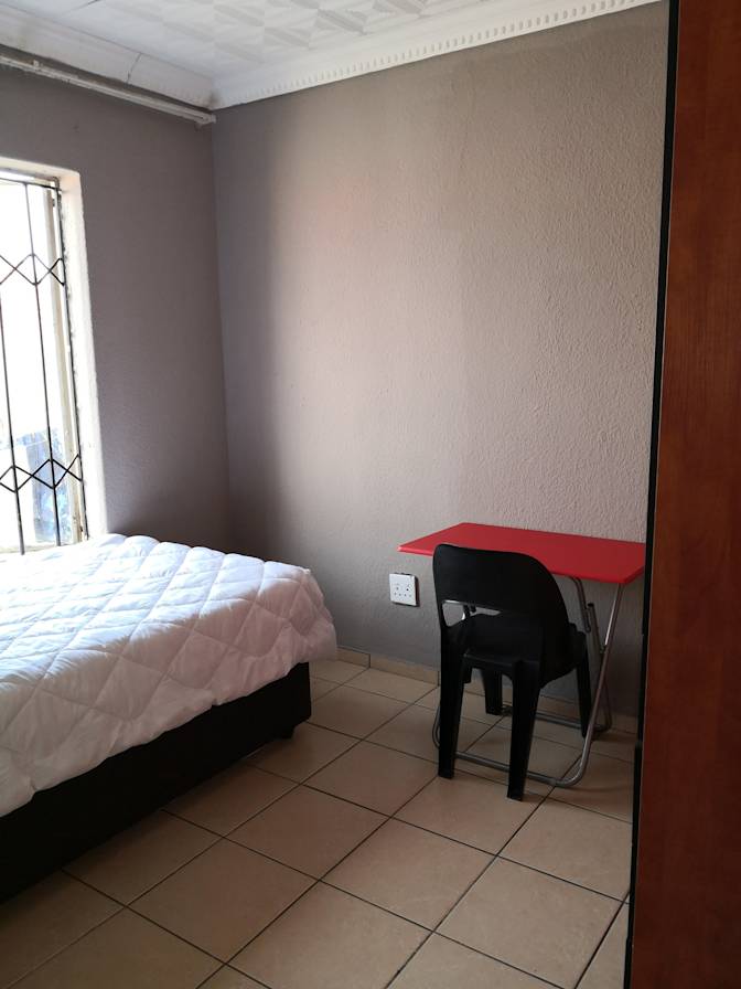 Boldwin Lebepe's room