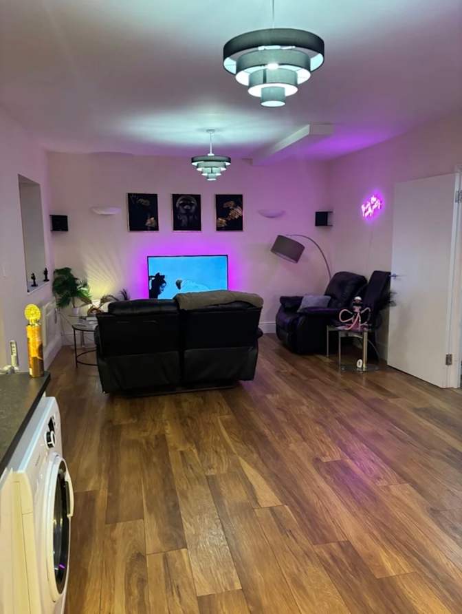 Jennifer's room