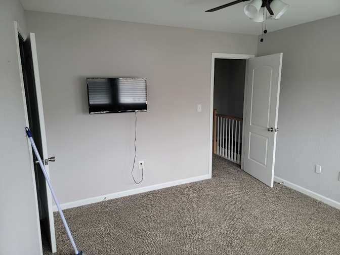 Jamard's room
