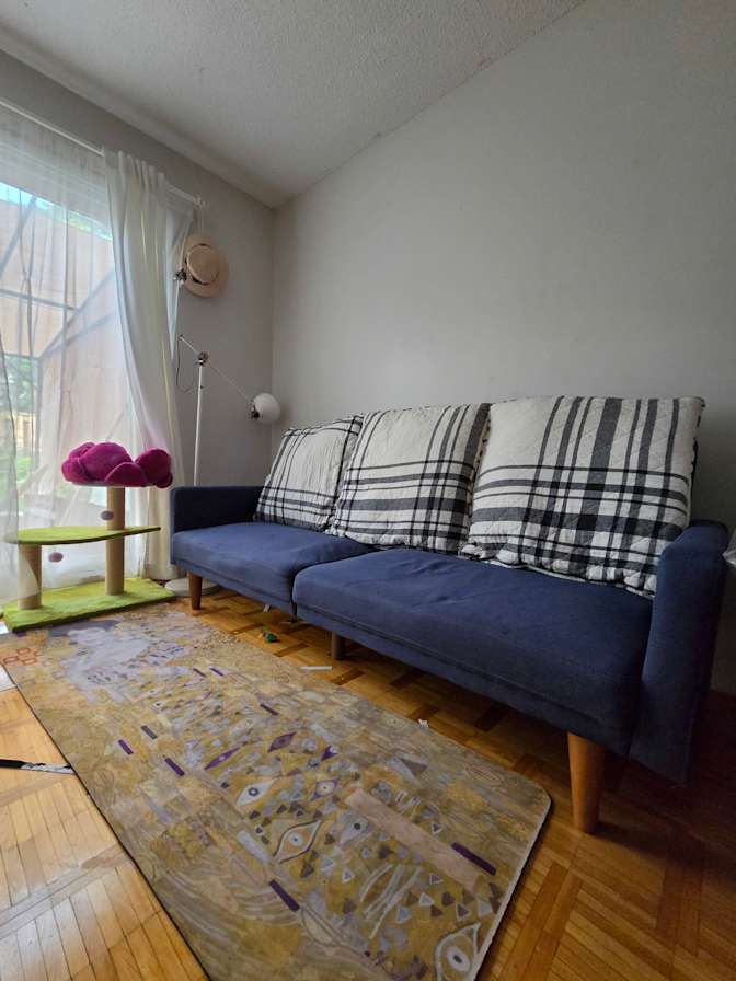 Flo Gorospe's room