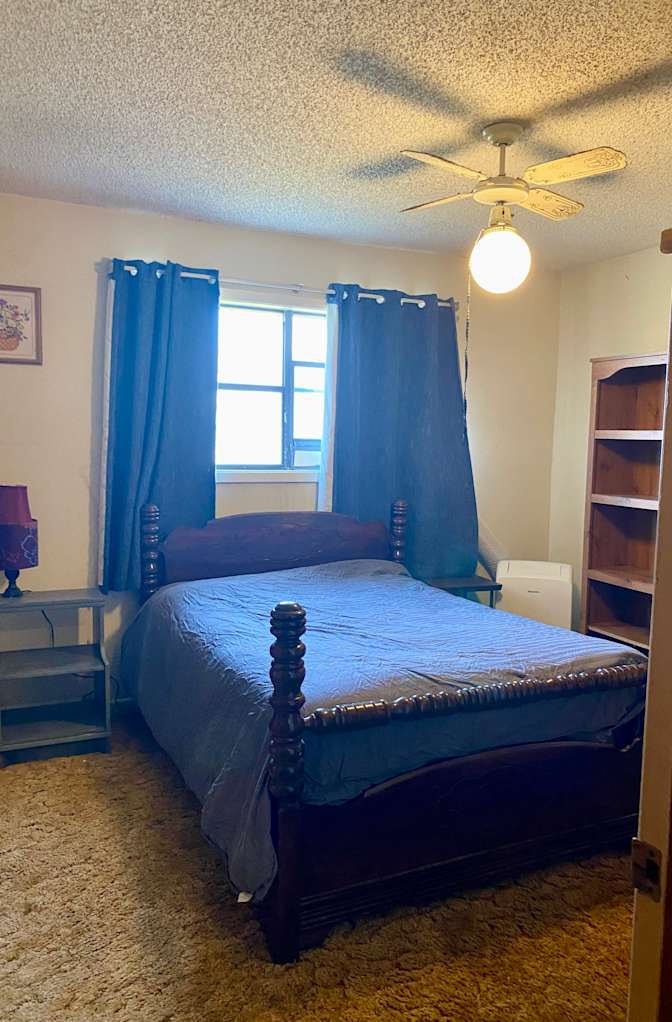 Vicki's room