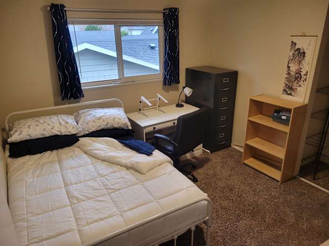 Mark's room