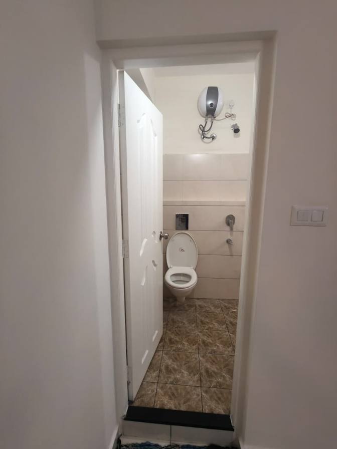 Ajai Thomas's room