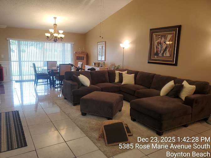 Jason Bryan, Realtor's room