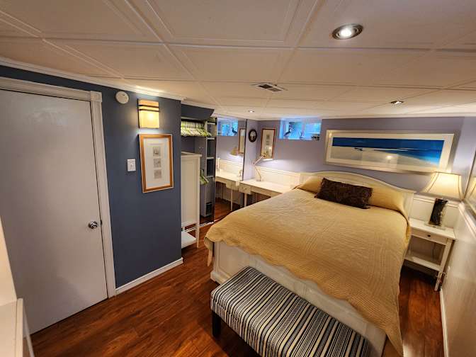 wdrinshed's room