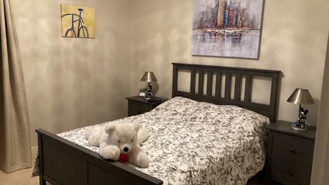 Andreas's room