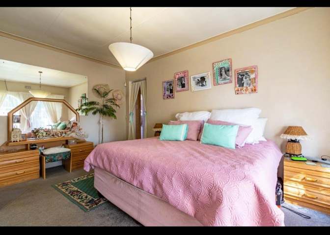 Neliswa Ndlovu's room