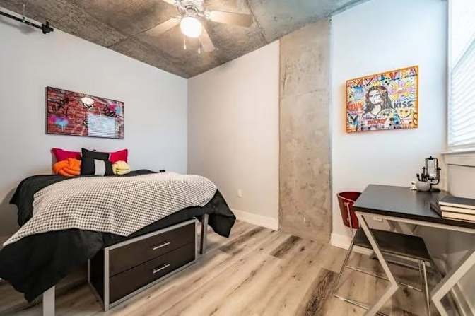 Trevor Flores's room