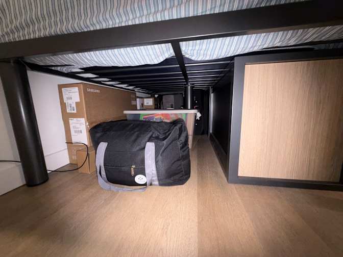 Anish Cheraku's room