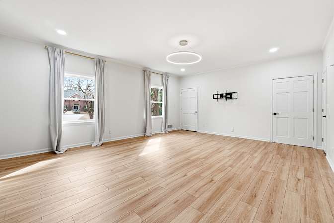 Alcove Rooms's room