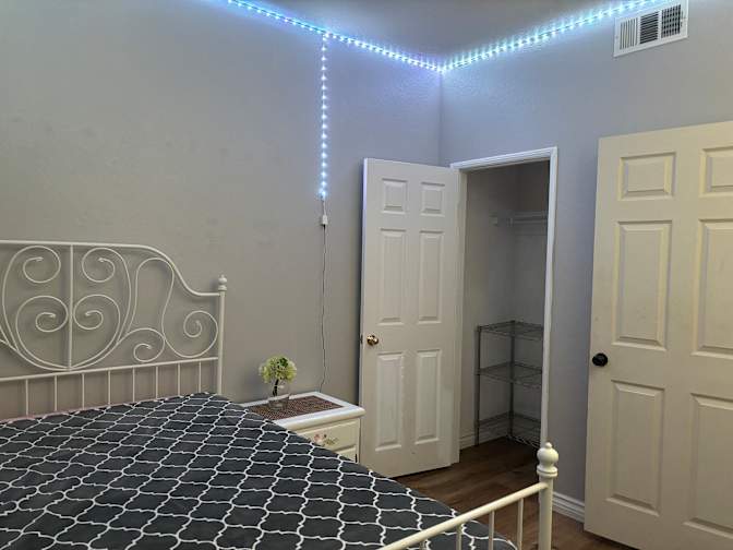 Helen Sam's room