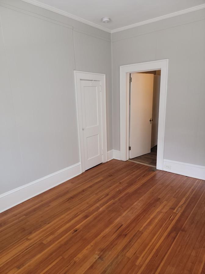 Alcove Rooms's room