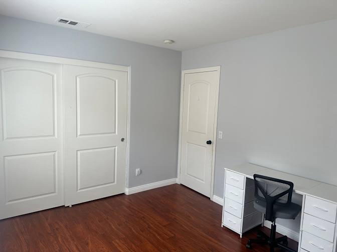Fernando's room