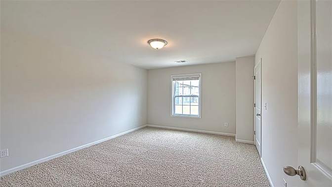 Alcove Rooms's room