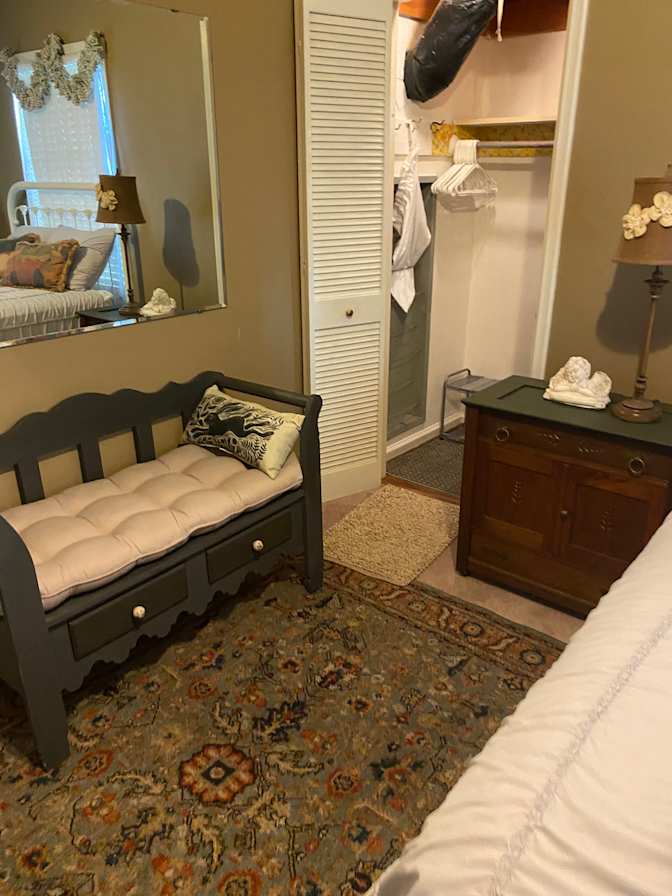 Werner Properties's room