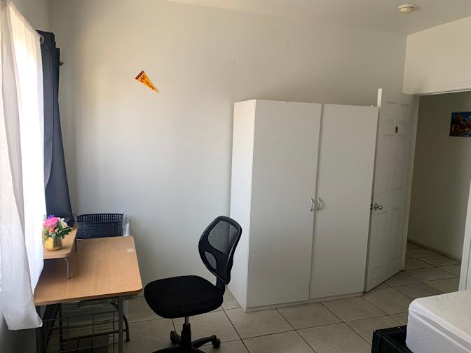 Student Housing's room