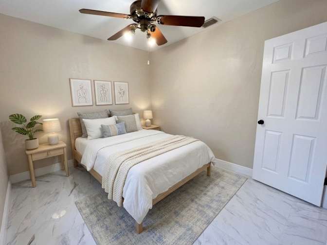 Valeria's room