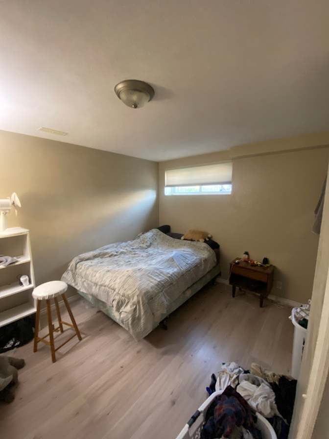 Nic's room
